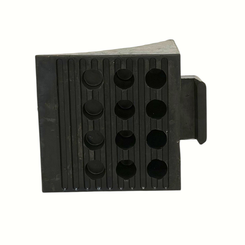 استاپ چرخ لاستیکی ضد لغزش تقویت شده مثلثی (با دسته یکپارچه)