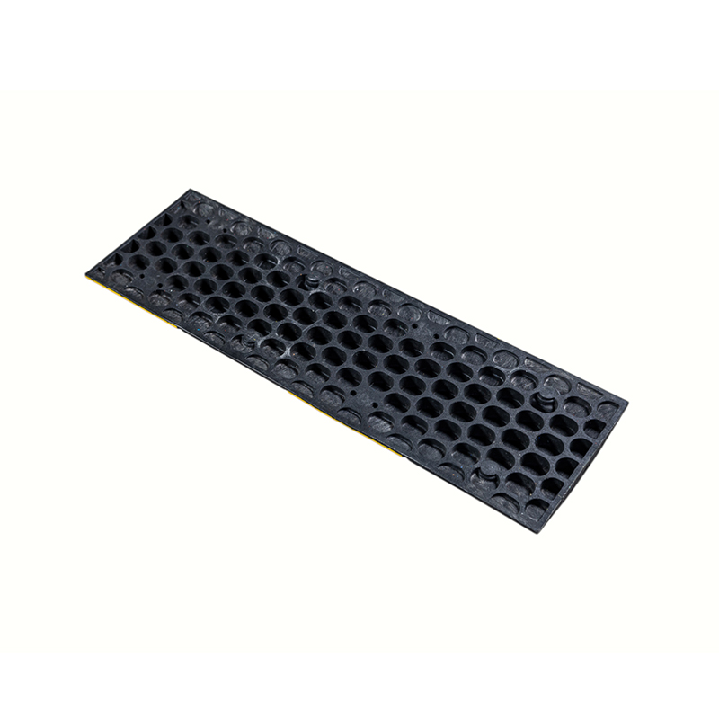 سرعت گیر لاستیکی گشاد شده و تقویت شده دو لینک