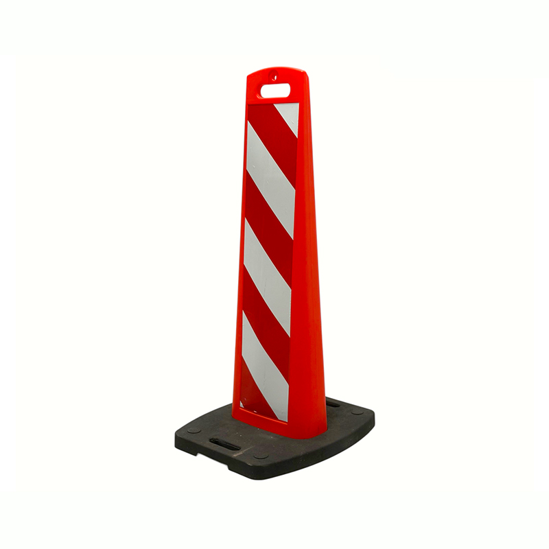 پنل خط کش ترافیک سنگین با پایه لاستیکی بازیافتی وزنی
